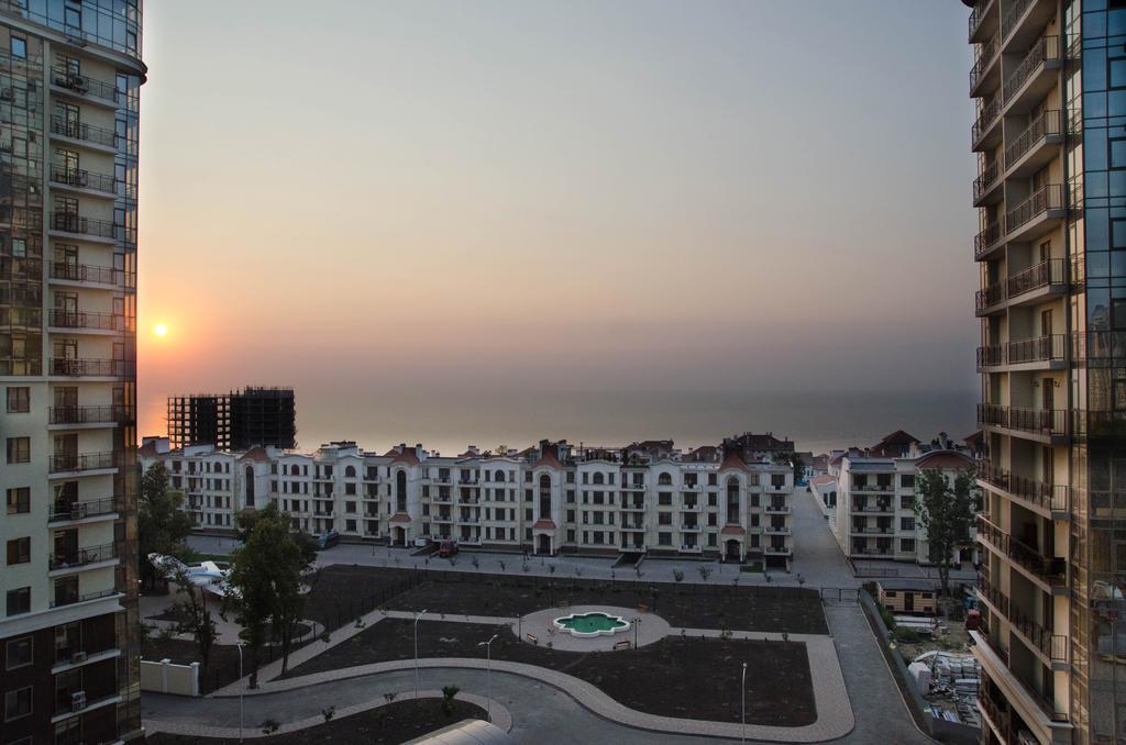 Bright Apartment In Arkadia 敖德萨 外观 照片