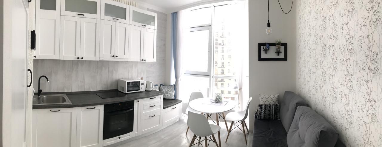 Bright Apartment In Arkadia 敖德萨 外观 照片